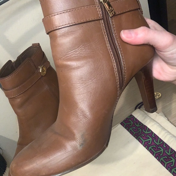 Tory Burch Bristol Equestrian Calf Bootie 8M Pre-Owned with Dust Bag! - Picture 7 of 12